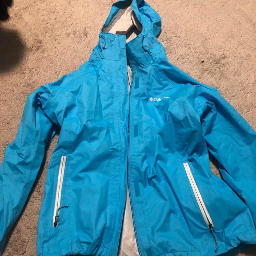 Columbia women’s rain coat